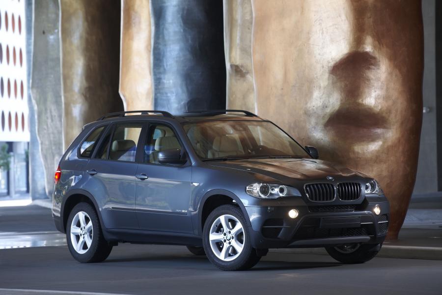  BMW X5 xDrive 4.0d 2010 года  (фото 66 из 83)